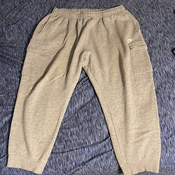 Nike Joggers XXL - Picture 4 of 5